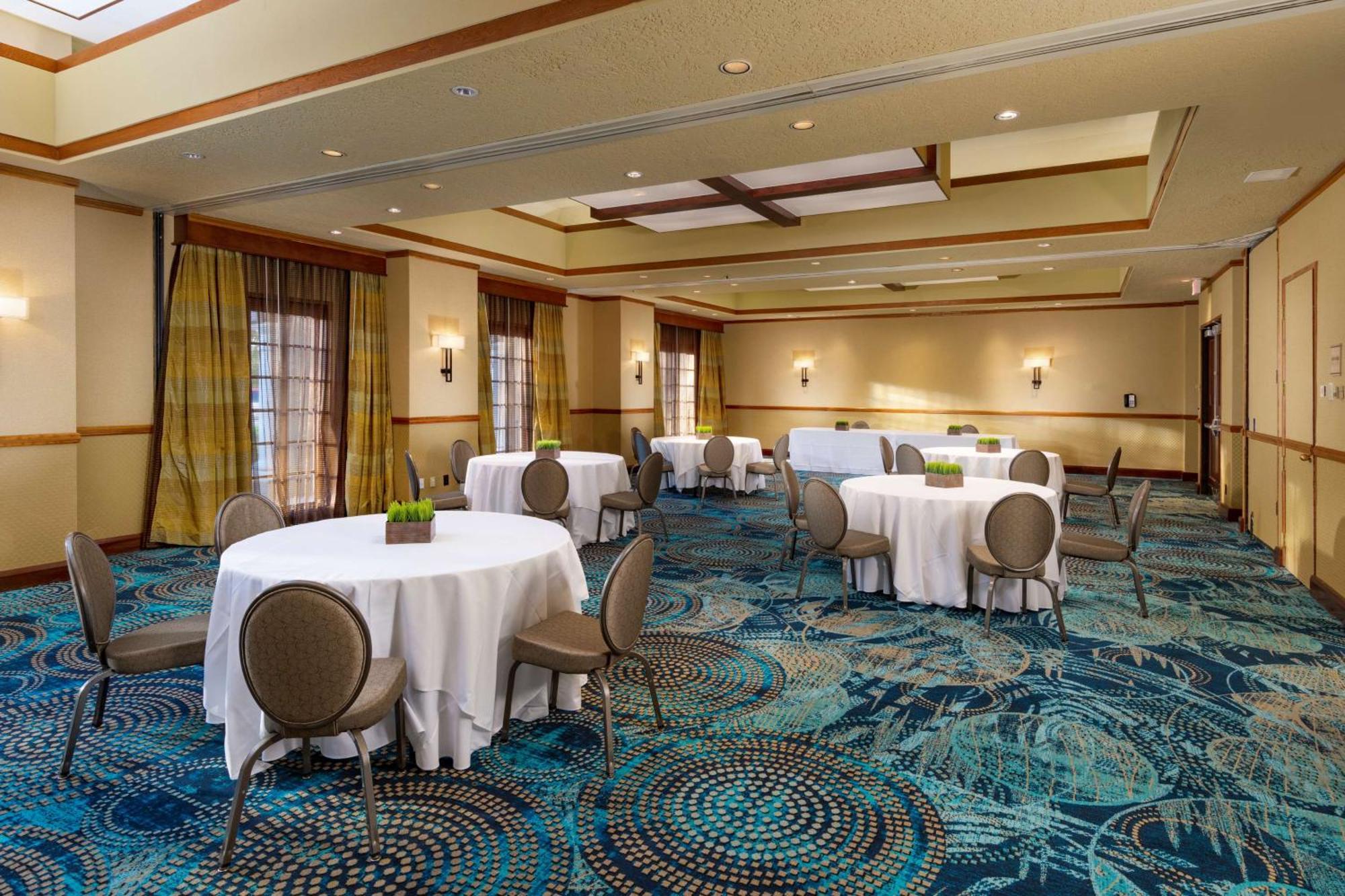 Doubletree By Hilton Phoenix Mesa Extérieur photo